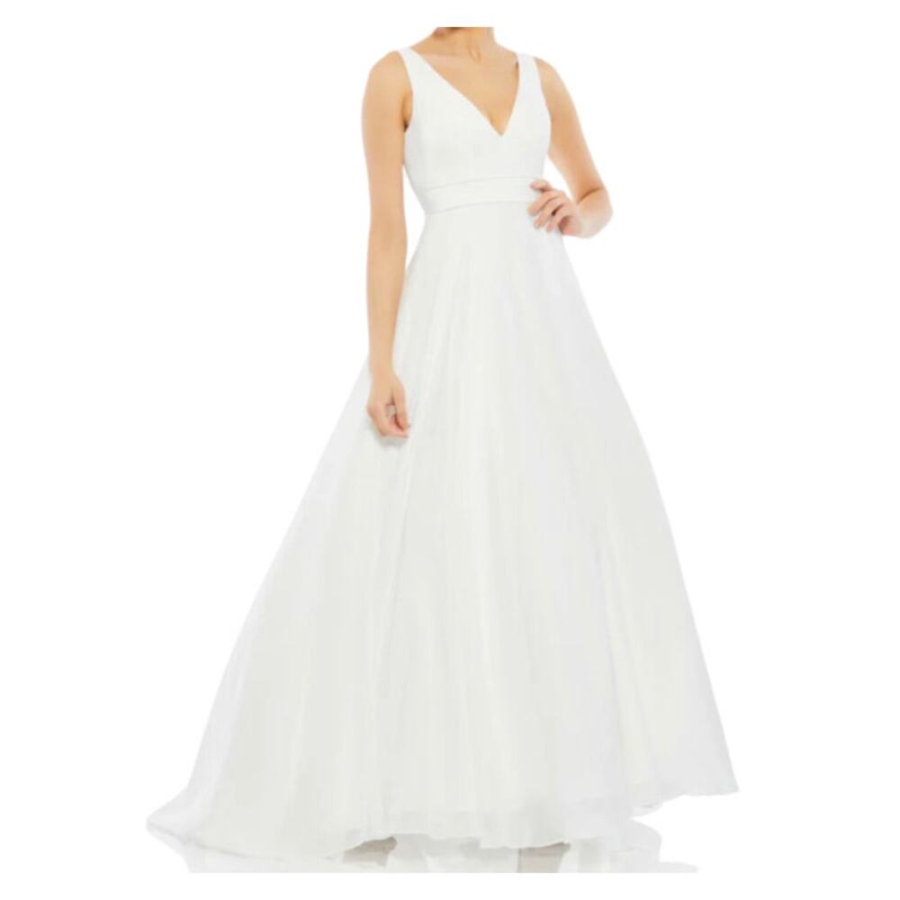 IEENA for MAC DUGGAL White Layered Tulle Chiffon Wedding Ball Gown Size 2